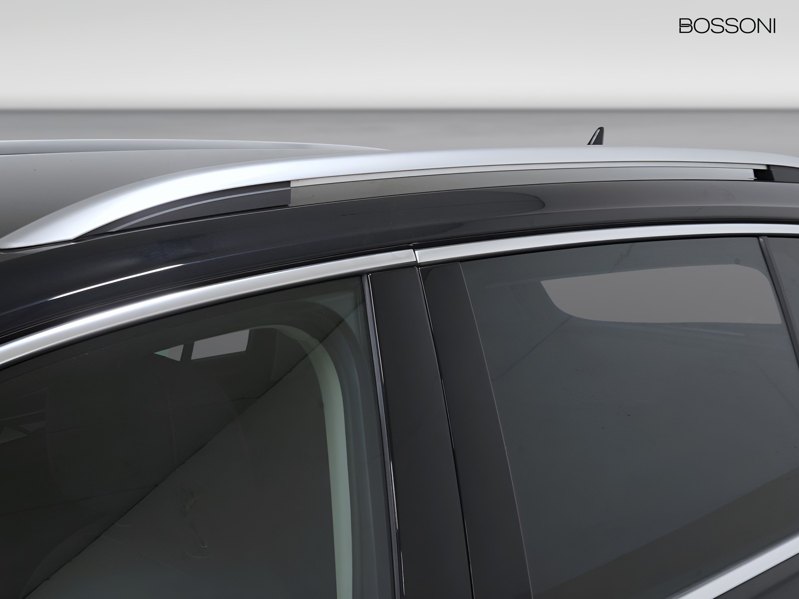 34 - Volkswagen Tiguan 2.0 tdi scr 150cv elegance dsg