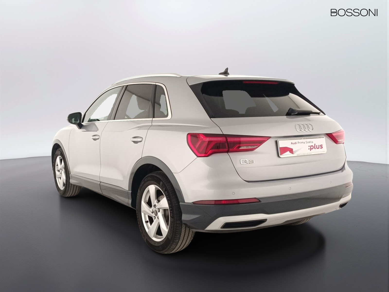 4 - Audi Q3 35 2.0 tdi business advanced s tronic