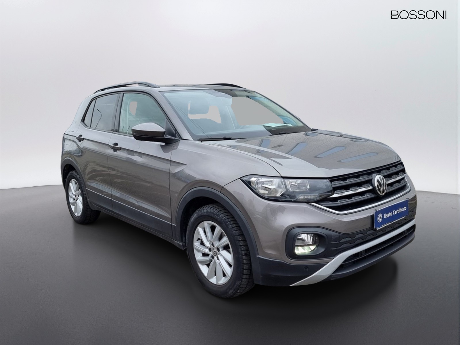 2 - Volkswagen T-Cross 1.0 tsi first edition