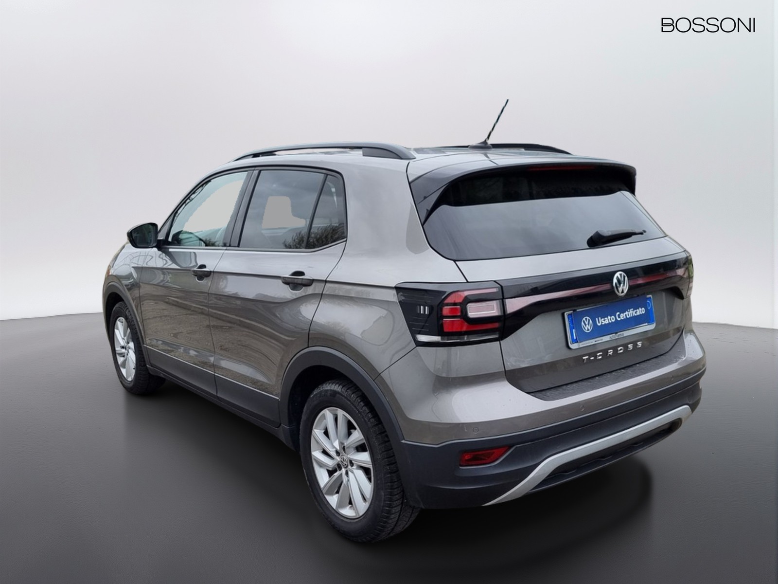 4 - Volkswagen T-Cross 1.0 tsi first edition