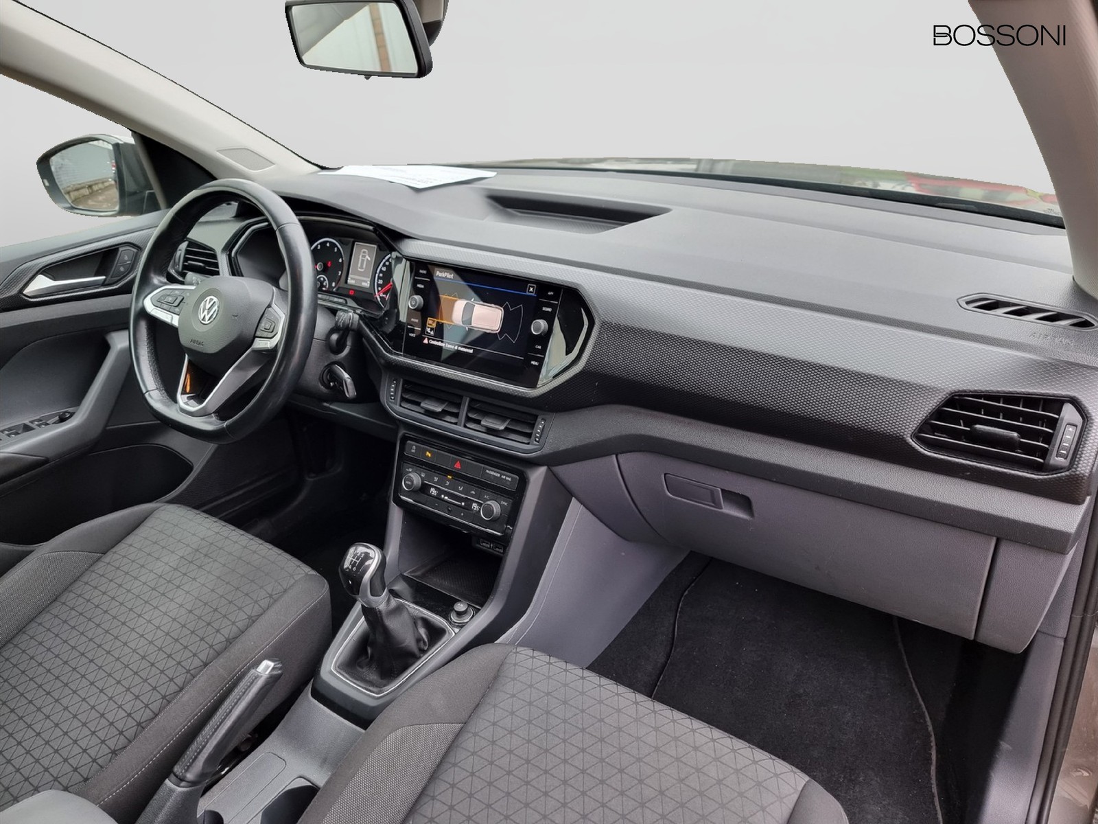 11 - Volkswagen T-Cross 1.0 tsi first edition