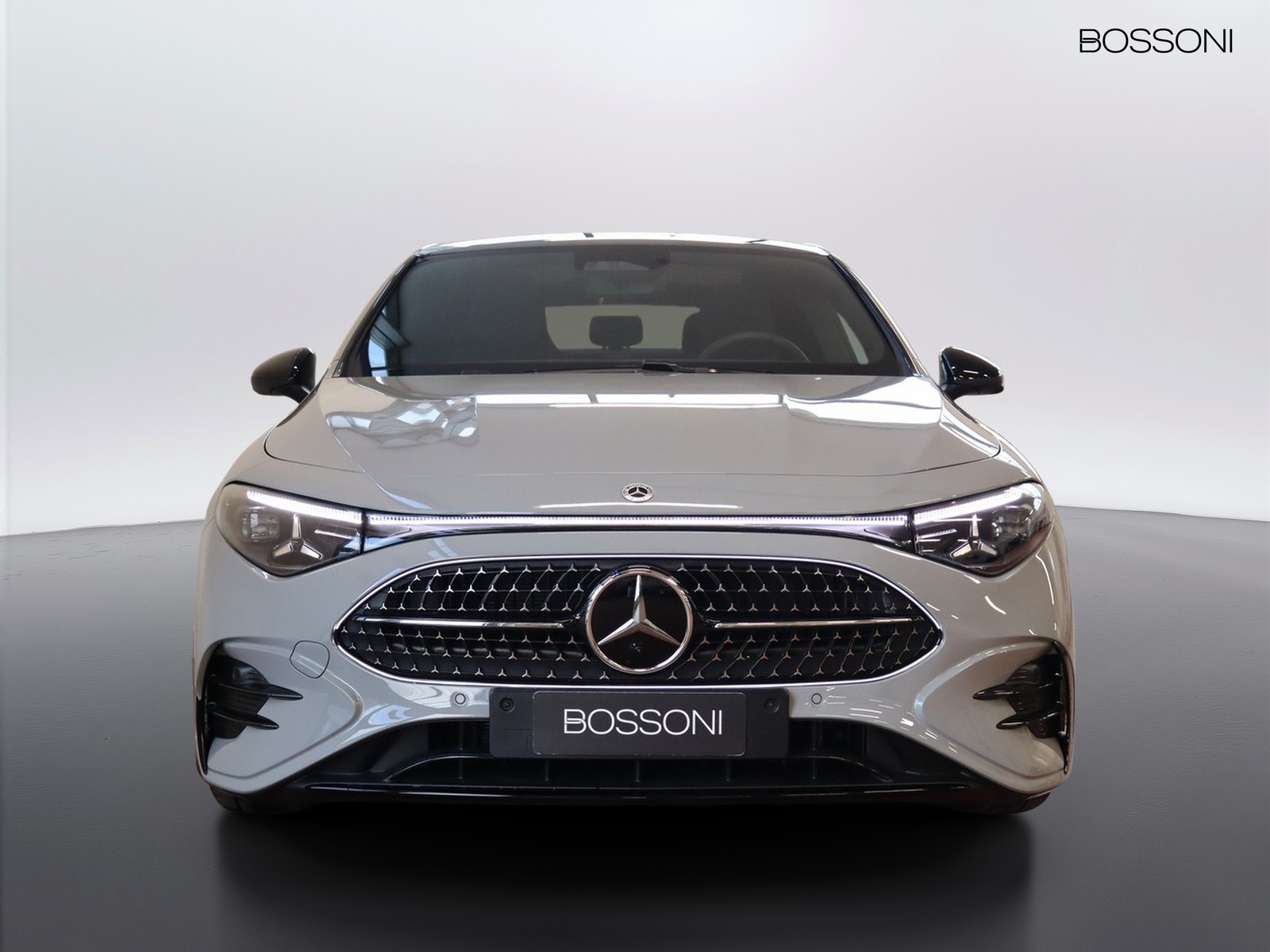 2 - Mercedes CLA 200 advanced plus 4matic auto