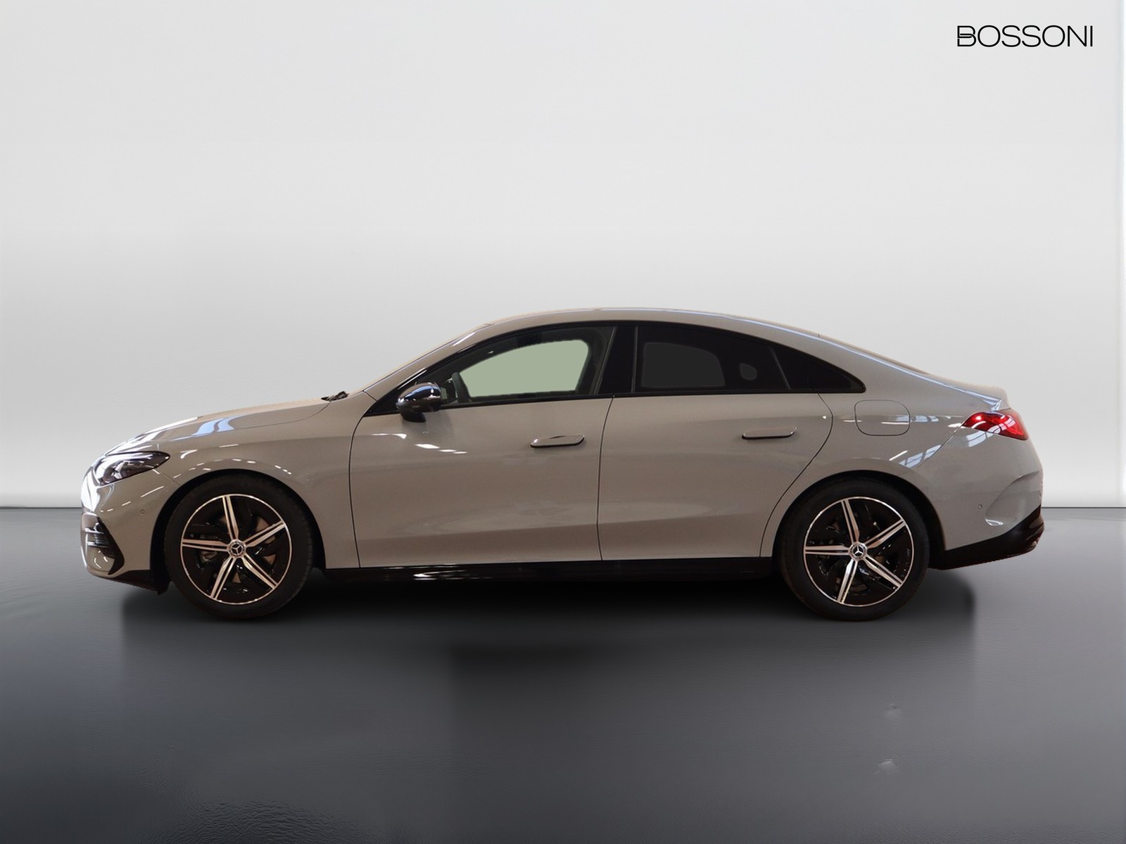 3 - Mercedes CLA 200 advanced plus 4matic auto