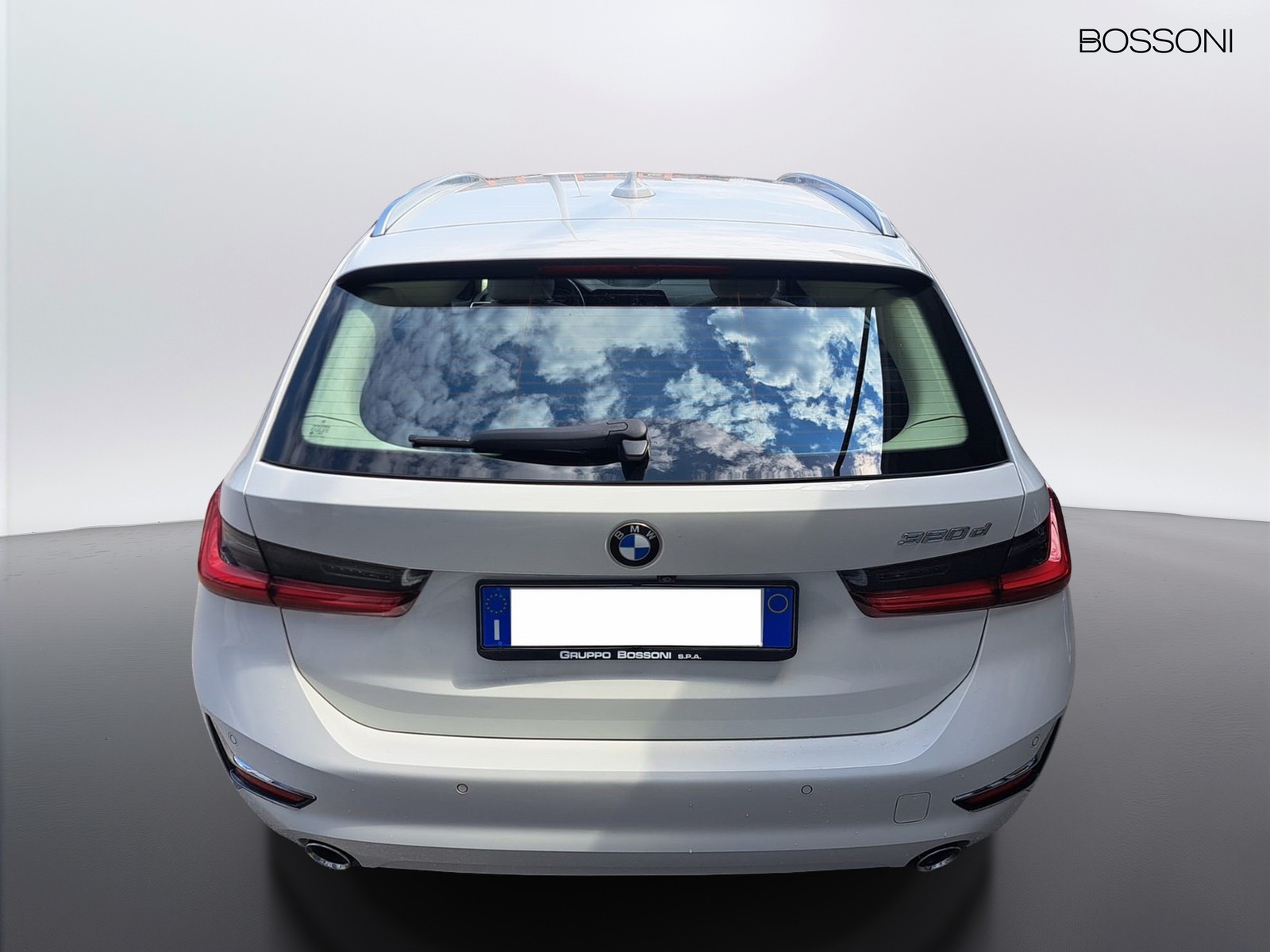 5 - BMW Serie 3 touring 320d luxury steptronic