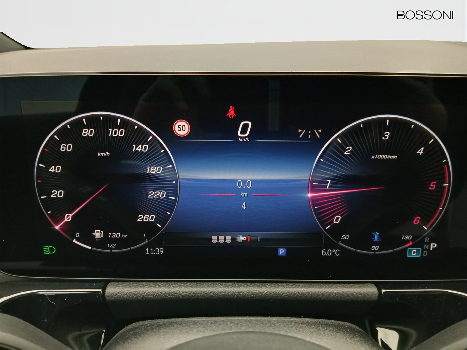 9 - Mercedes GLA 180 d progressive advanced 8g-dct