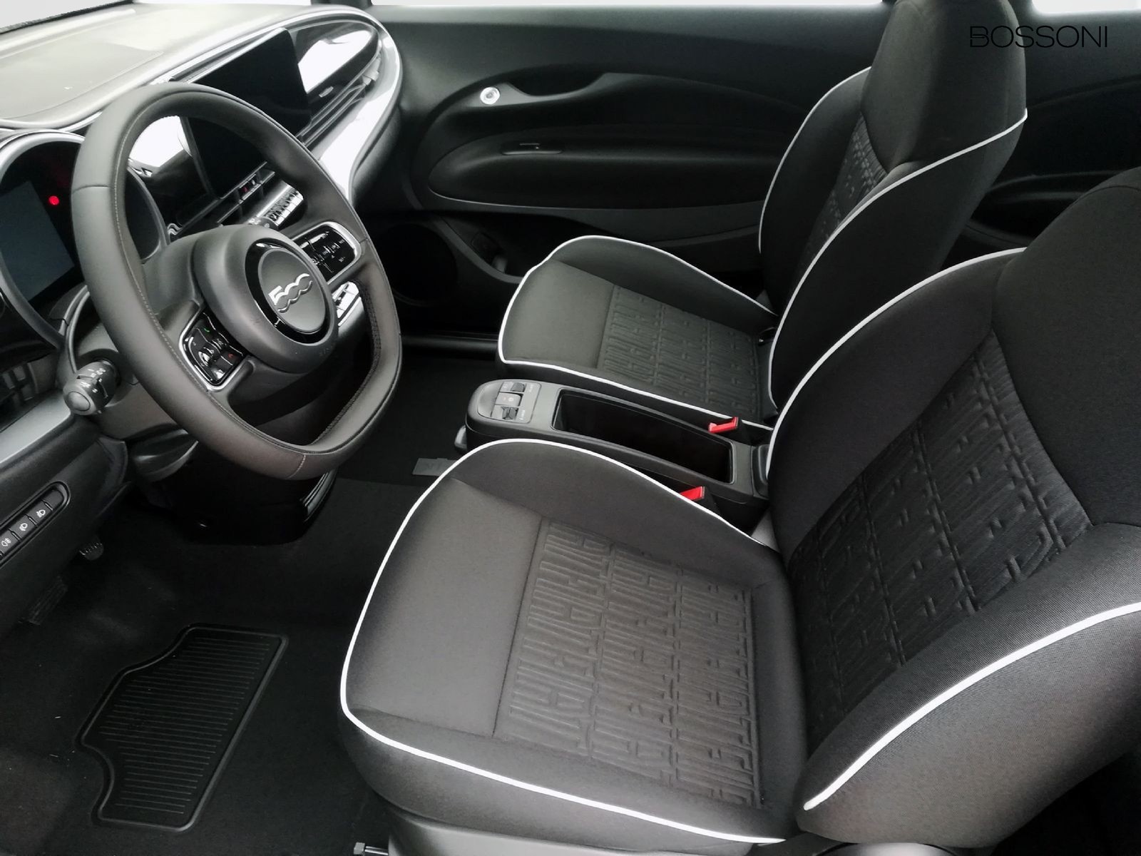11 - Fiat 500 500e 42 kwh entry pack tech