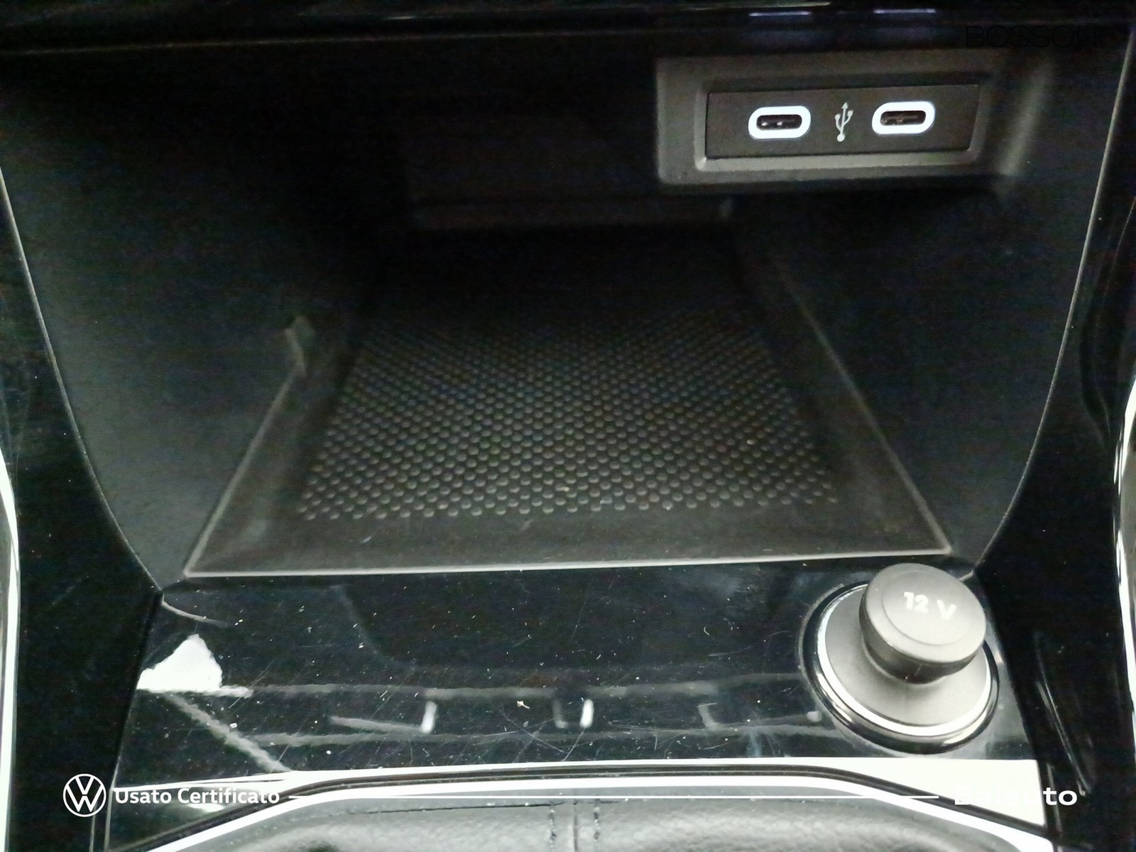 12 - Volkswagen T-Cross 1.0 tsi 95cv style