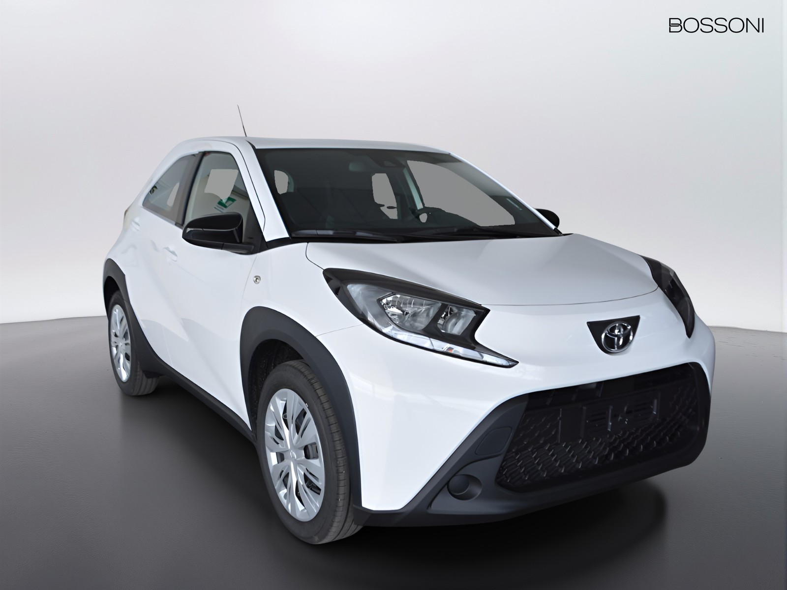 2 - Toyota Aygo x 1.0 72cv active