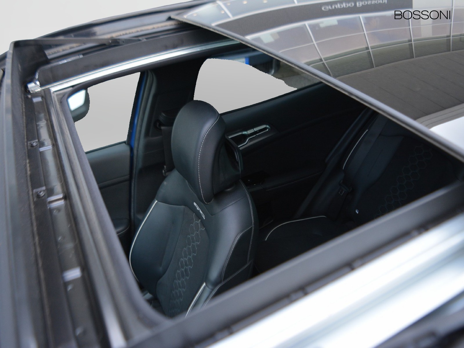 14 - Kia Sportage 1.6 t-gdi hev gt-line sunroof pack at6