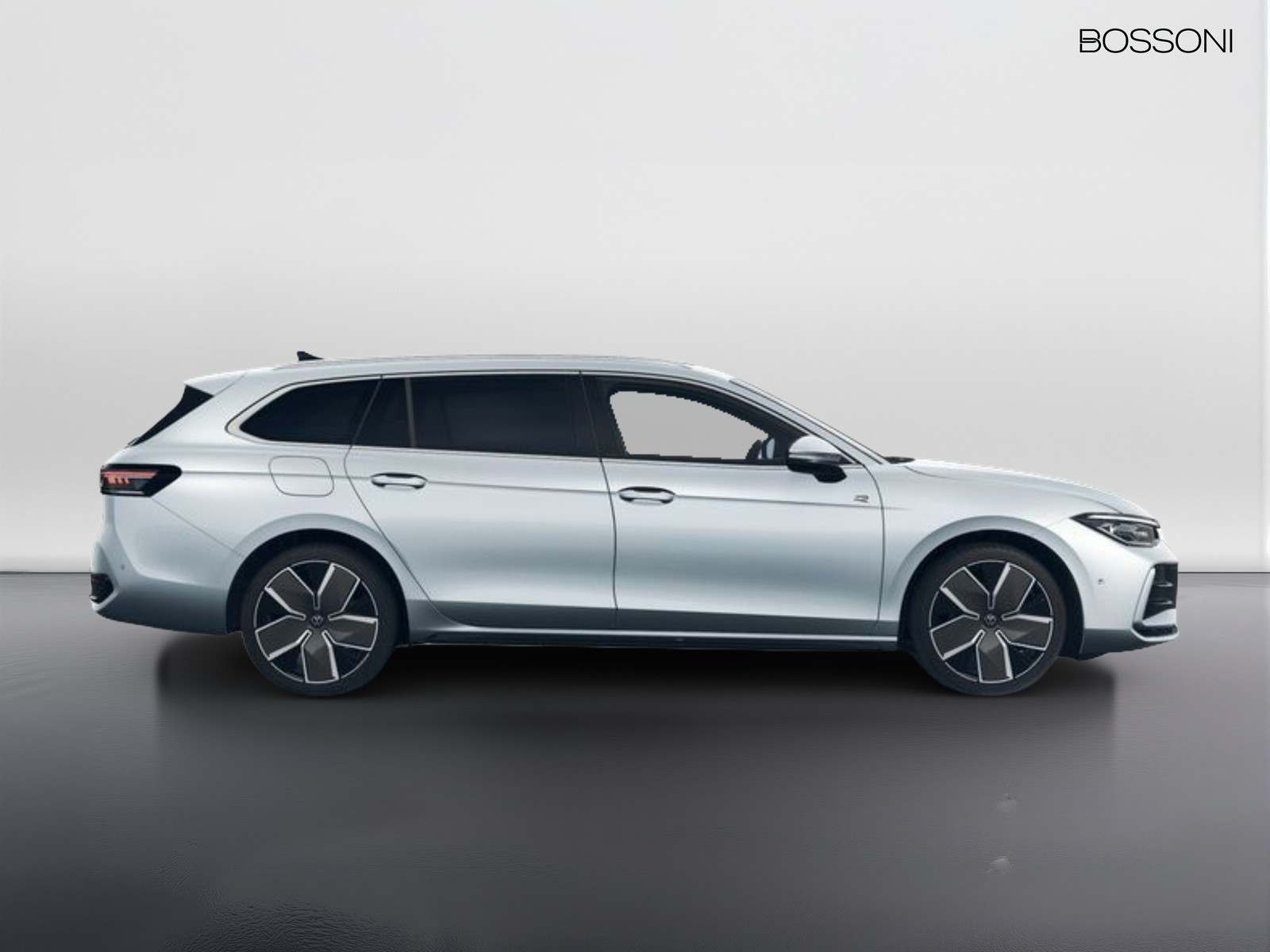 4 - Volkswagen Passat 2.0 tdi scr evo 150cv r-line plus dsg