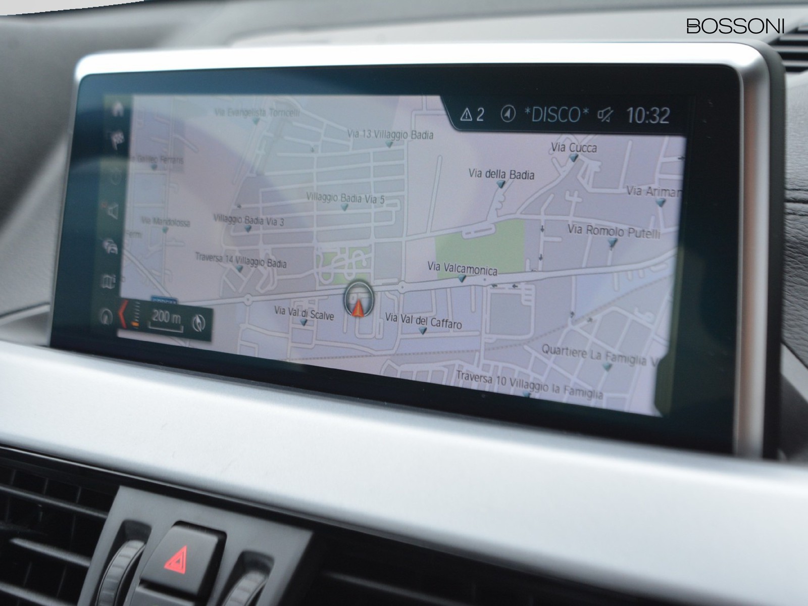 10 - BMW X2 25e xdrive business x steptronic
