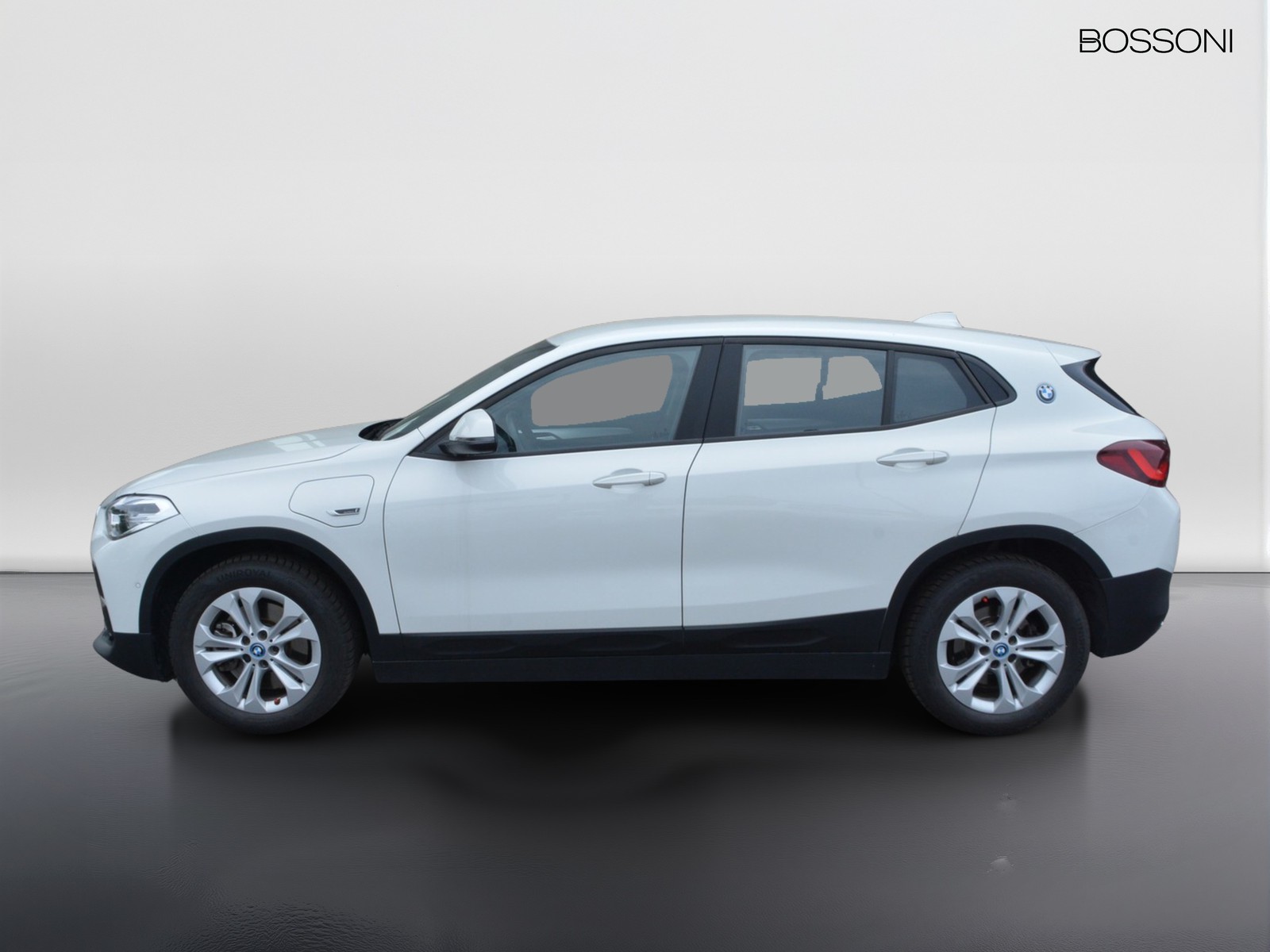 24 - BMW X2 25e xdrive business x steptronic