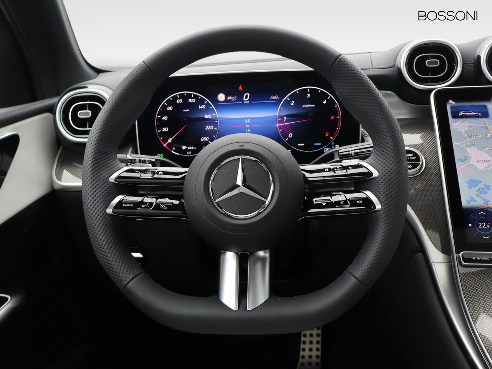 16 - Mercedes GLC suv 220 d amg line advanced 4matic 9g-tronic