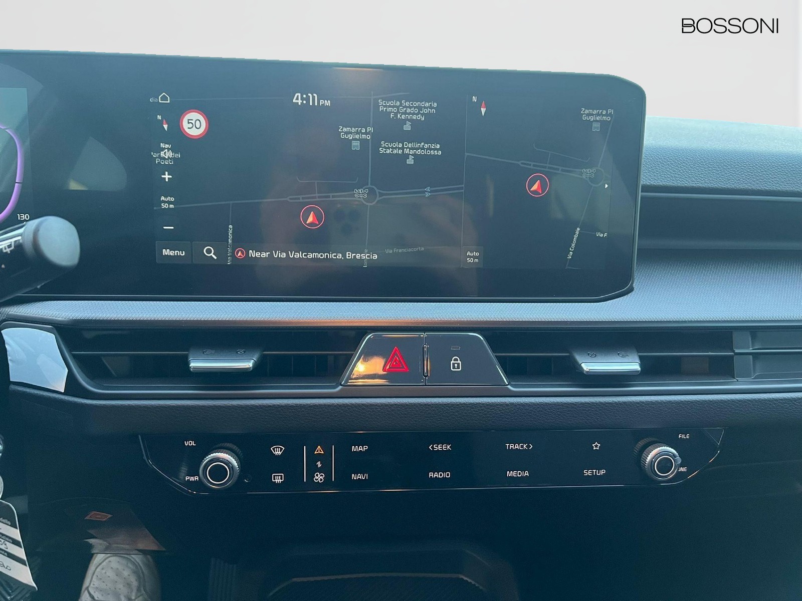 10 - Kia Stonic 1.0 t-gdi urban