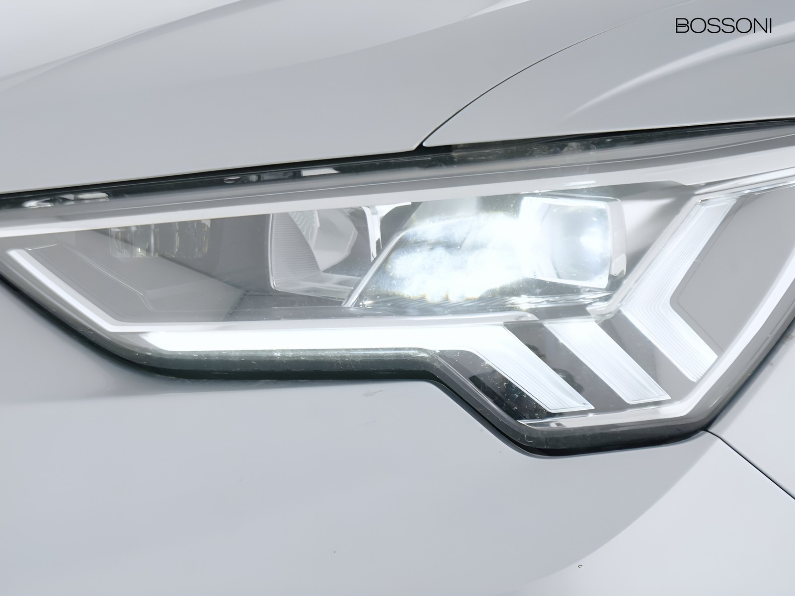 6 - Audi Q3 35 2.0 tdi business advanced s tronic