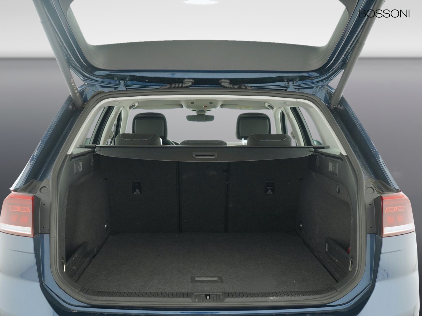 10 - Volkswagen Passat variant 2.0 tdi scr evo 150cv business dsg