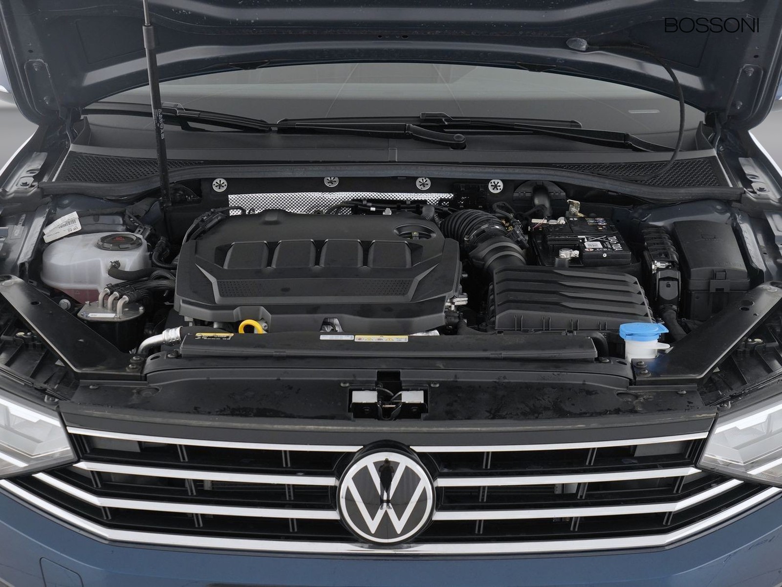 11 - Volkswagen Passat variant 2.0 tdi scr evo 150cv business dsg