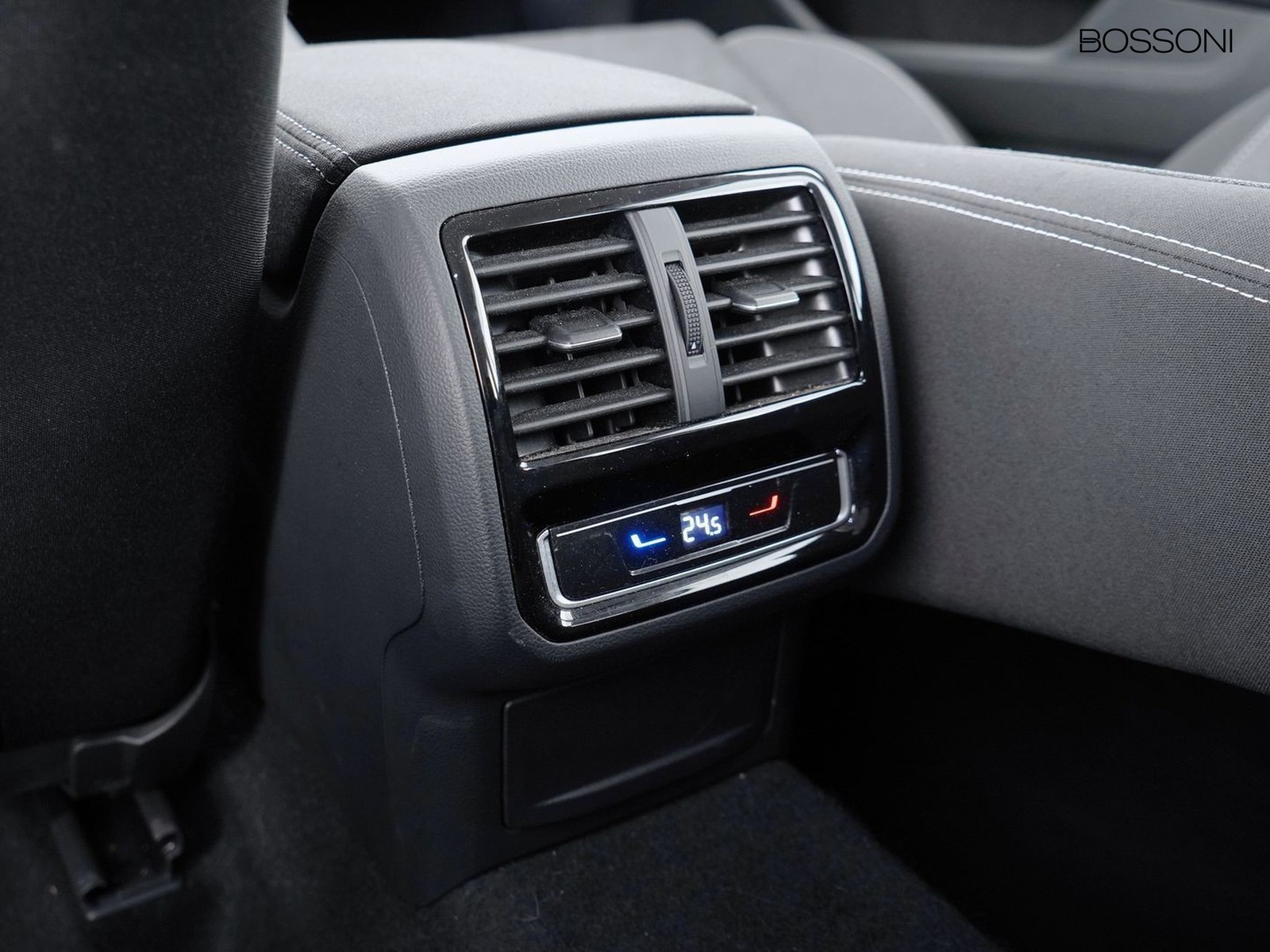 29 - Volkswagen Passat variant 2.0 tdi scr evo 150cv business dsg