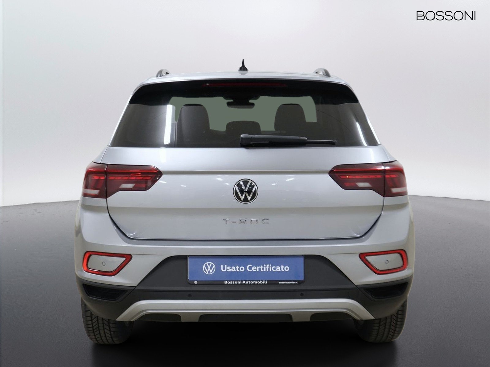 5 - Volkswagen T-Roc 2.0 tdi scr 115cv life
