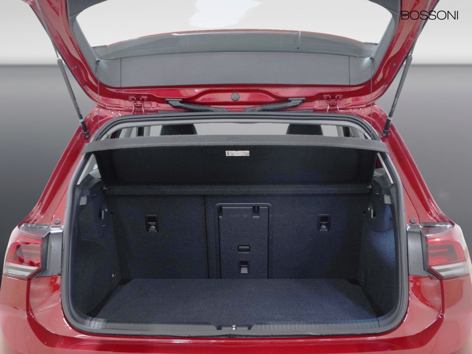 10 - Volkswagen Golf 2.0 tdi scr 115cv life dsg