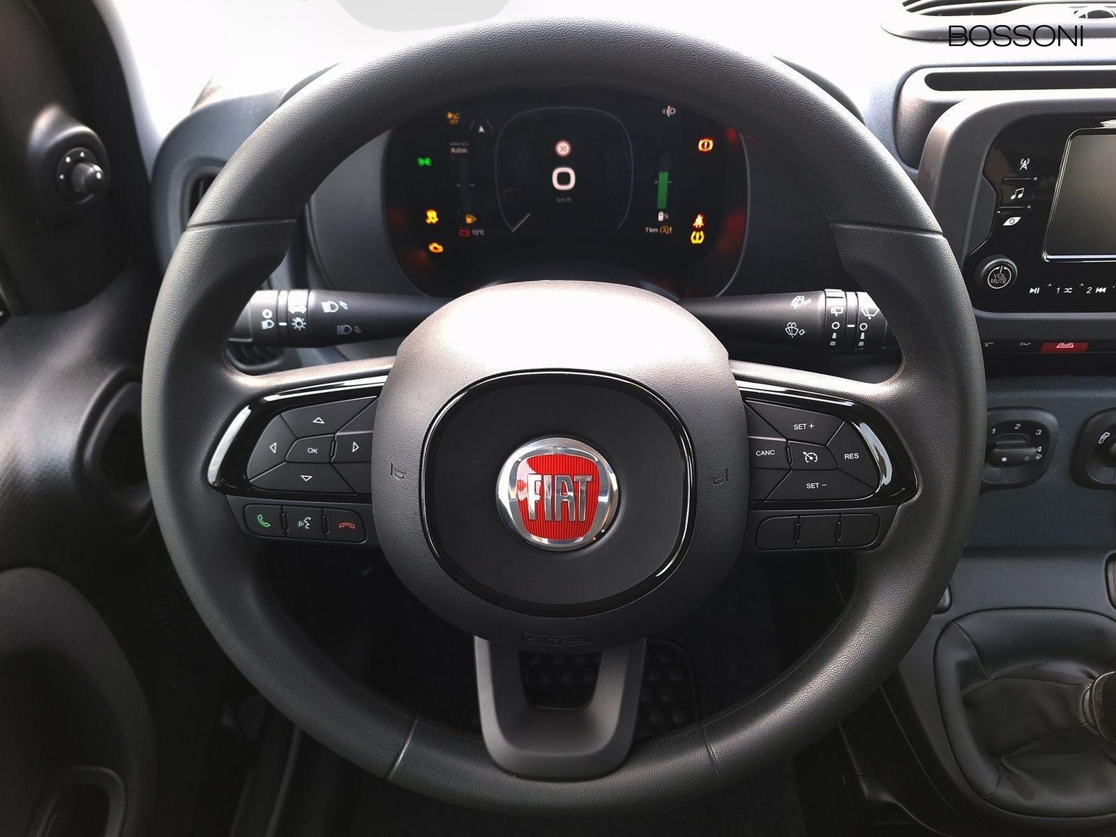 9 - Fiat Pandina 1.0 firefly hybrid 65cv icon s&s 5p.ti