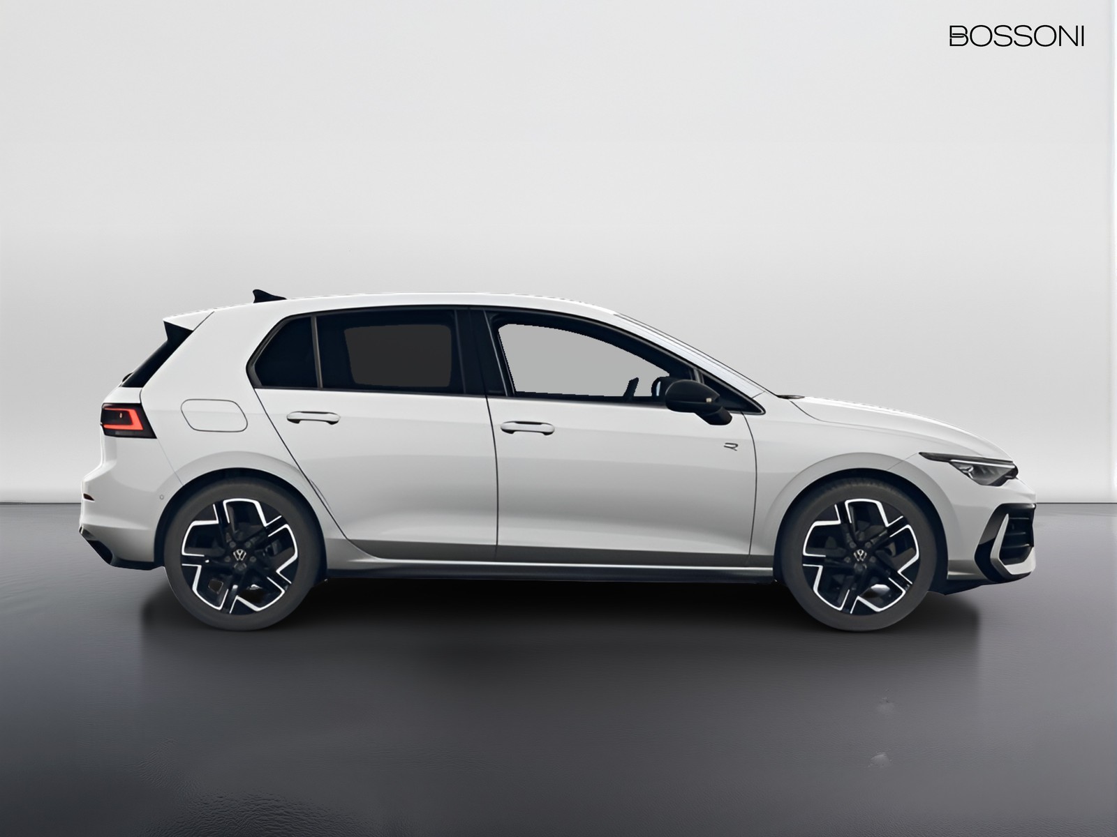 4 - Volkswagen Golf 1.5 etsi act 150cv r-line plus