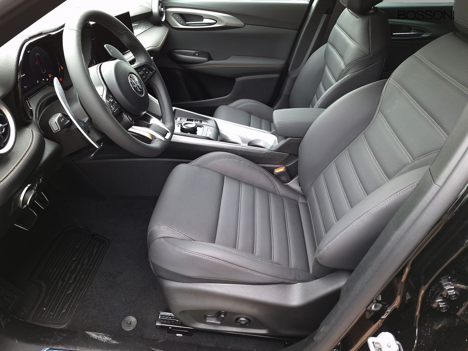 11 - Alfa Romeo Tonale 1.5 hybrid 175cv ti tct7