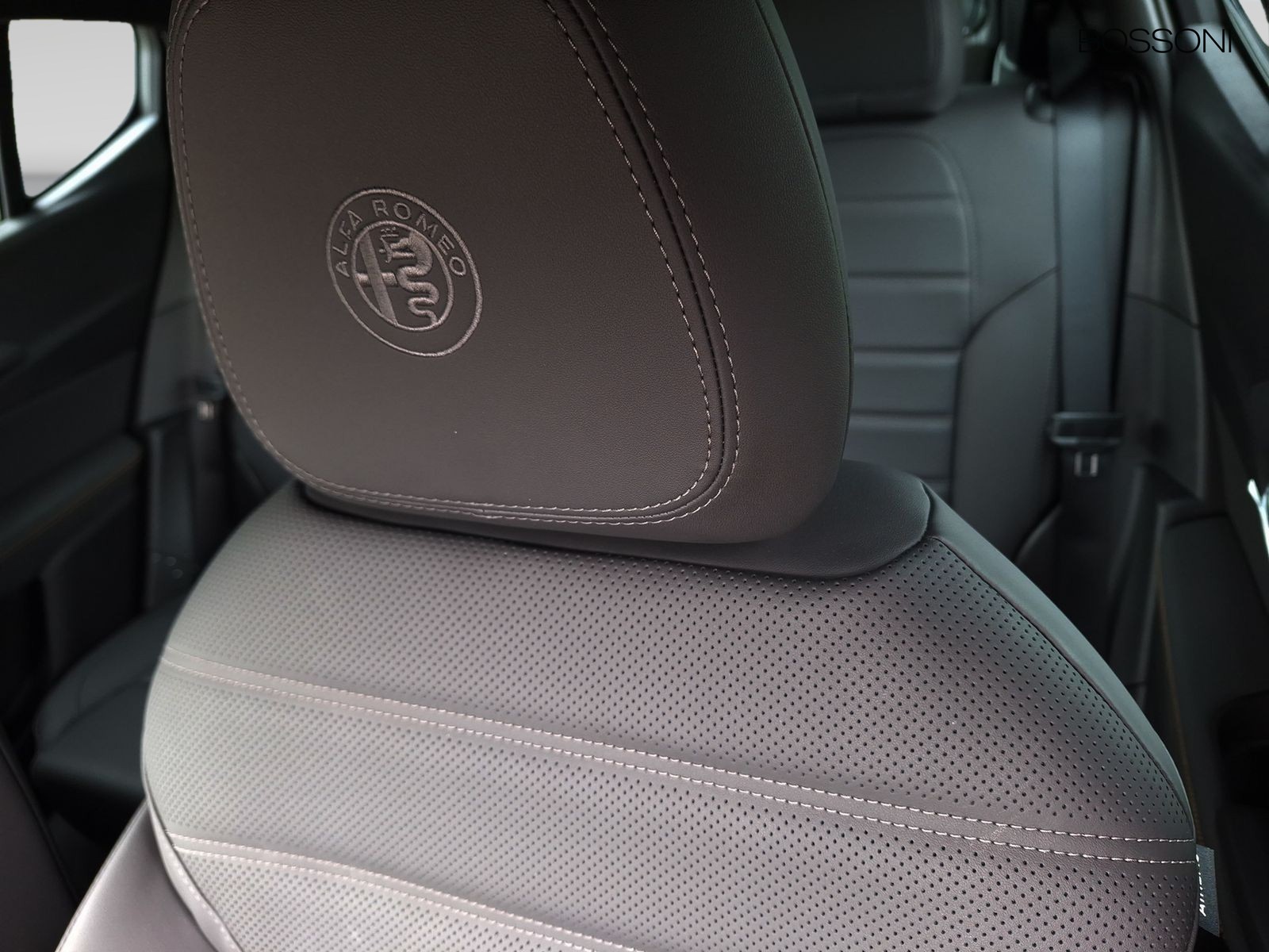 21 - Alfa Romeo Tonale 1.5 hybrid 175cv ti tct7