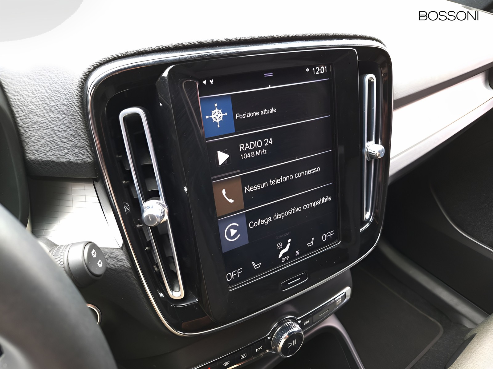 15 - Volvo XC40 1.5 t4 recharge plug-in-hybrid core automatico