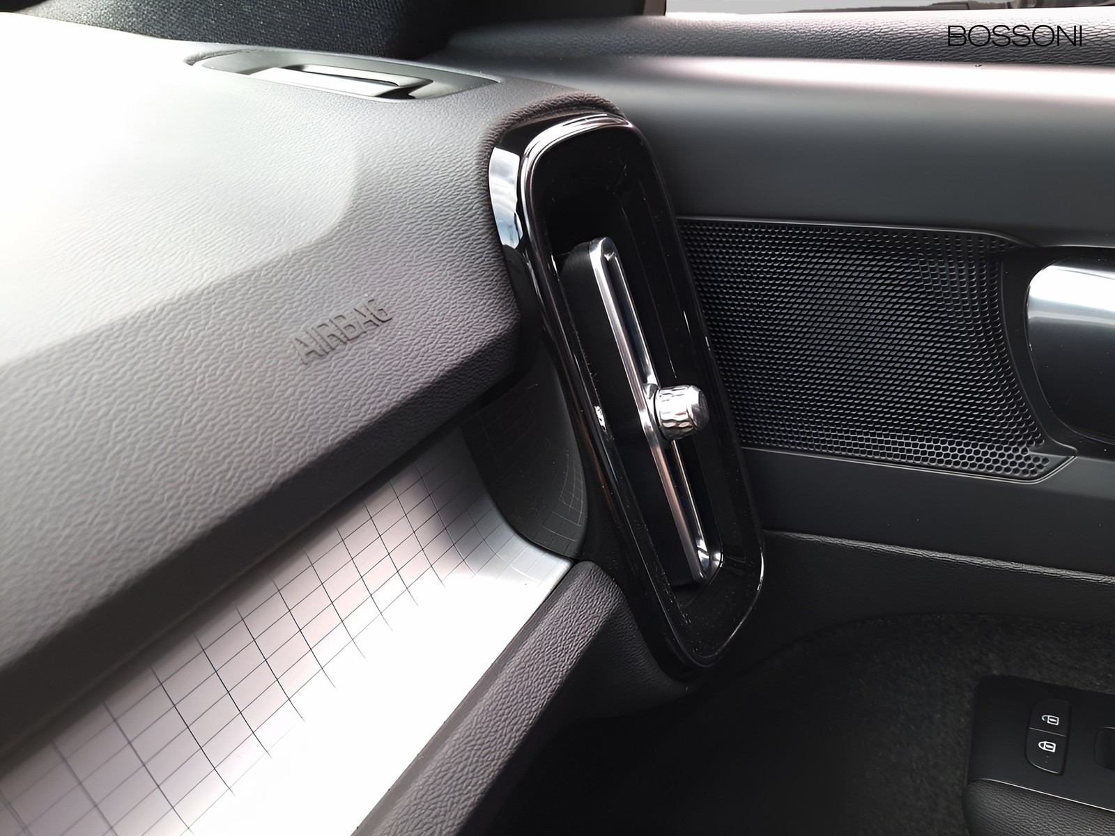 20 - Volvo XC40 1.5 t4 recharge plug-in-hybrid core automatico