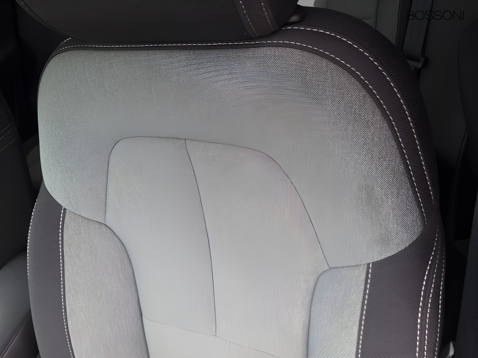 21 - Volvo XC40 1.5 t4 recharge plug-in-hybrid core automatico