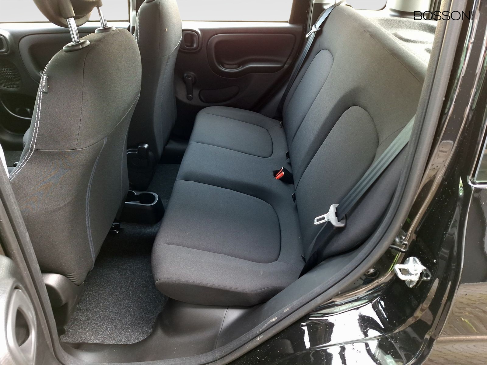 12 - Fiat Pandina 1.0 firefly hybrid 65cv icon s&s