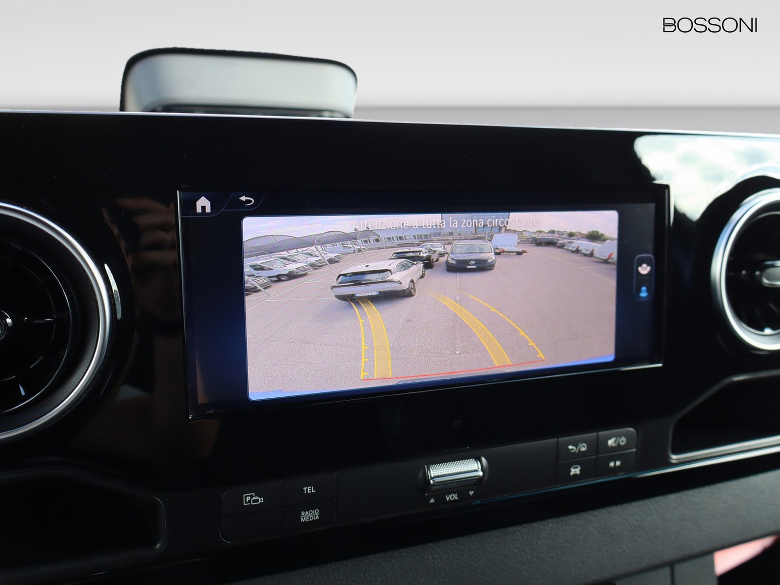 9 - Mercedes Vans Sprinter 311 rwd 2.0 cdi f 37/35 pro