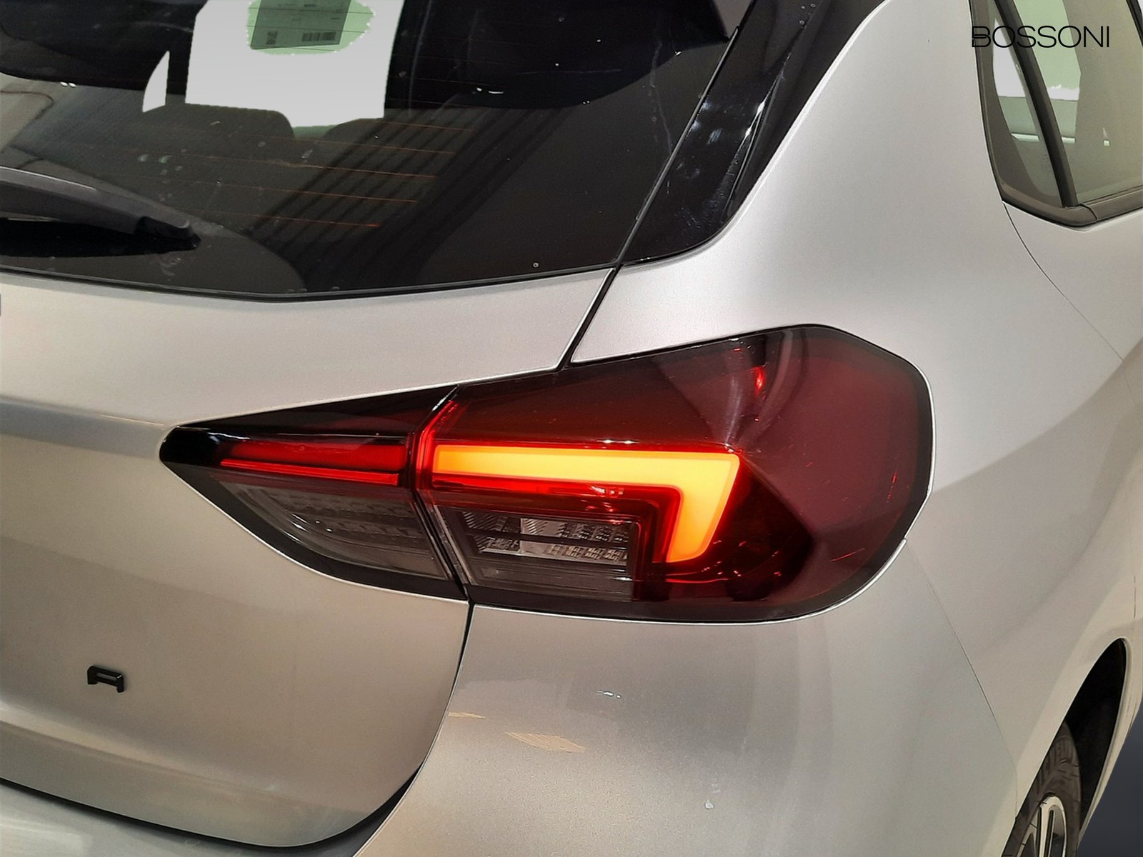 22 - Opel Corsa 1.2 100cv gs at8 s&s
