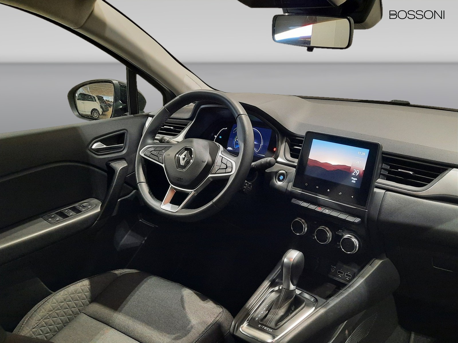 6 - Renault Captur 1.6 e-tech hybrid zen auto 145cv