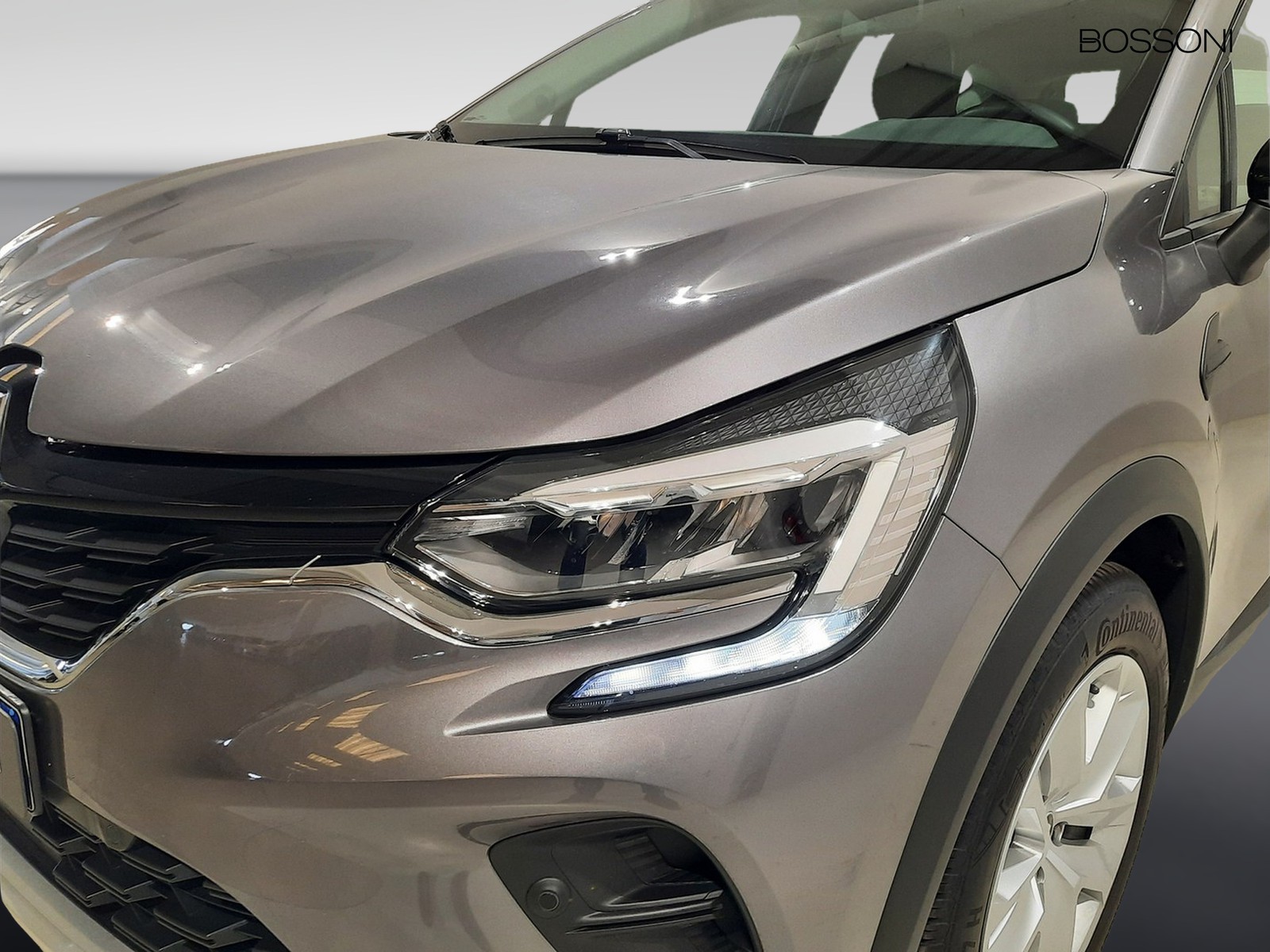 23 - Renault Captur 1.6 e-tech hybrid zen auto 145cv