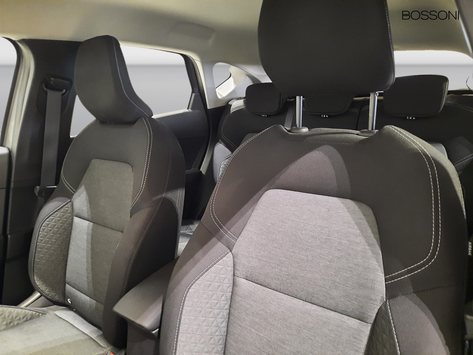 24 - Renault Captur 1.6 e-tech hybrid zen auto 145cv