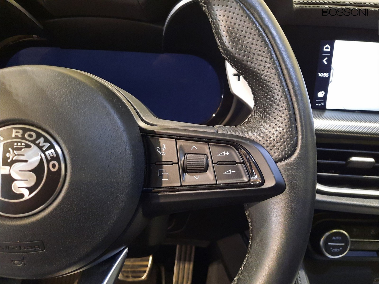 11 - Alfa Romeo Stelvio 2.2 turbo 210cv veloce q4 at8