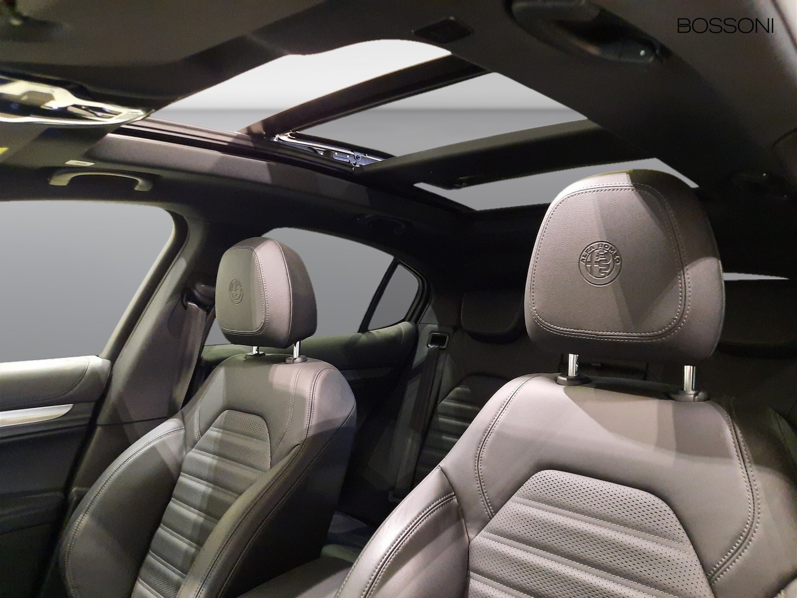 17 - Alfa Romeo Stelvio 2.2 turbo 210cv veloce q4 at8