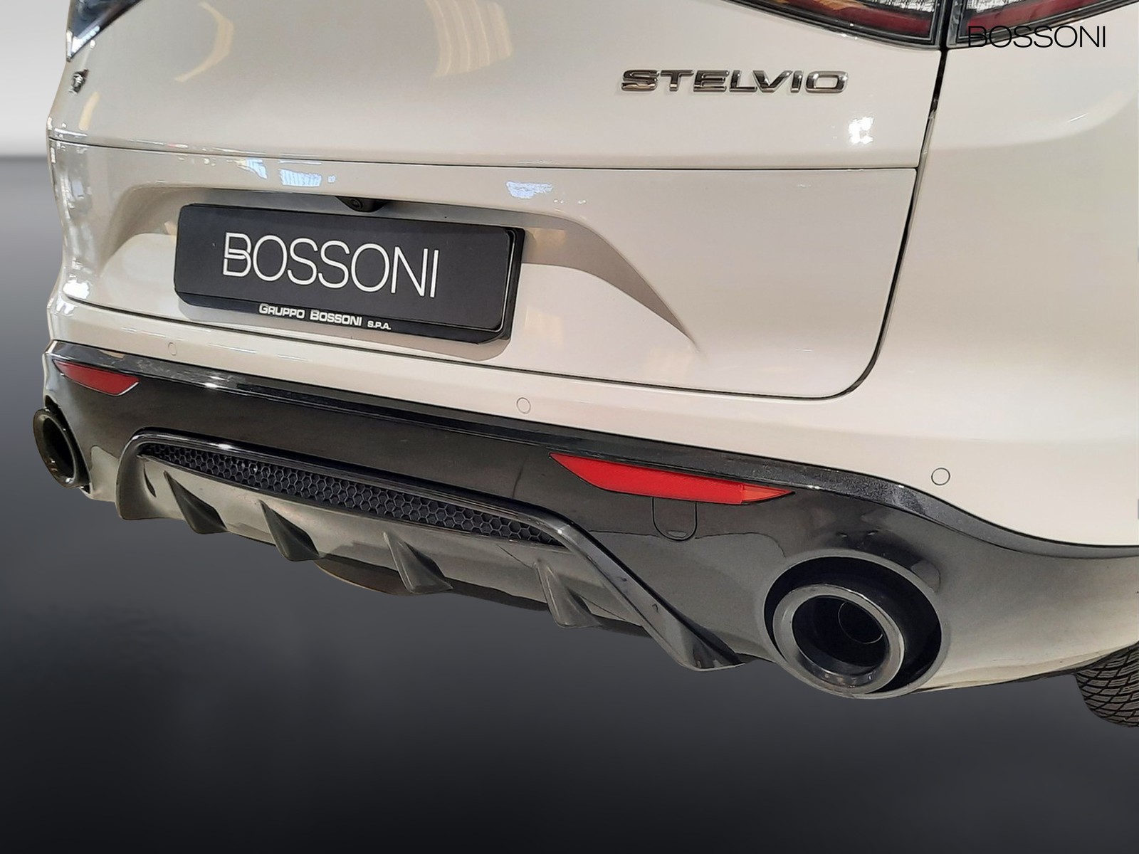 22 - Alfa Romeo Stelvio 2.2 turbo 210cv veloce q4 at8