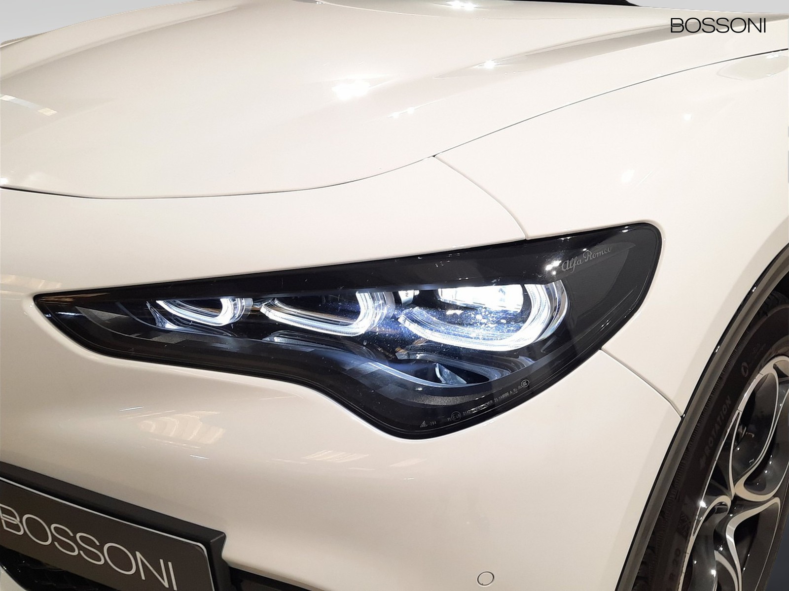 24 - Alfa Romeo Stelvio 2.2 turbo 210cv veloce q4 at8