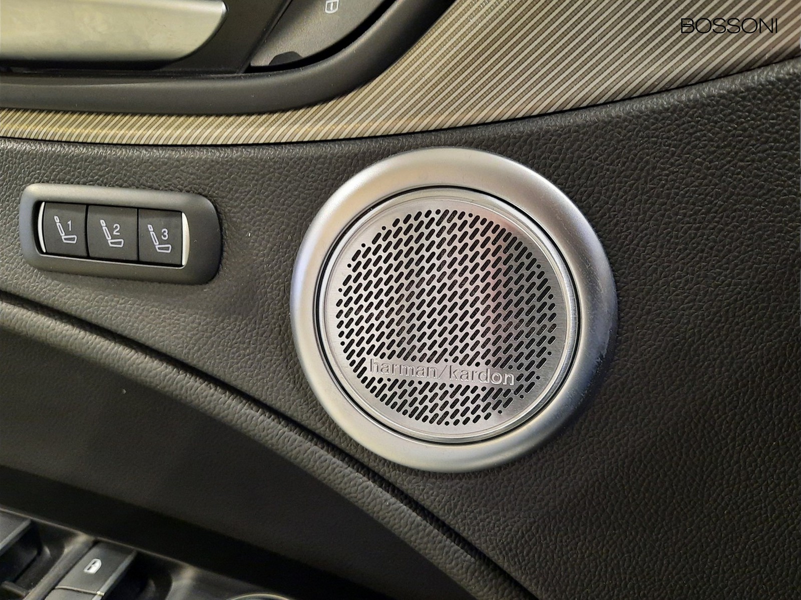 26 - Alfa Romeo Stelvio 2.2 turbo 210cv veloce q4 at8