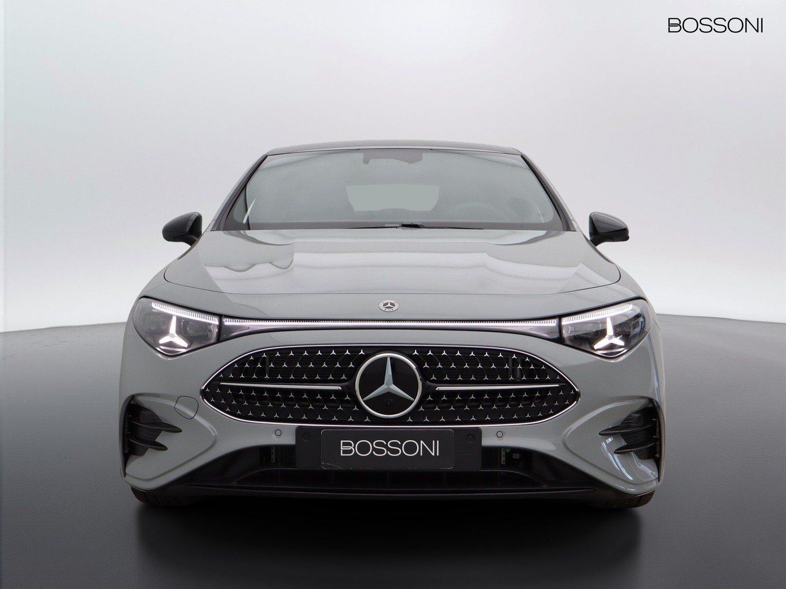 2 - Mercedes CLA 220 premium 4matic auto