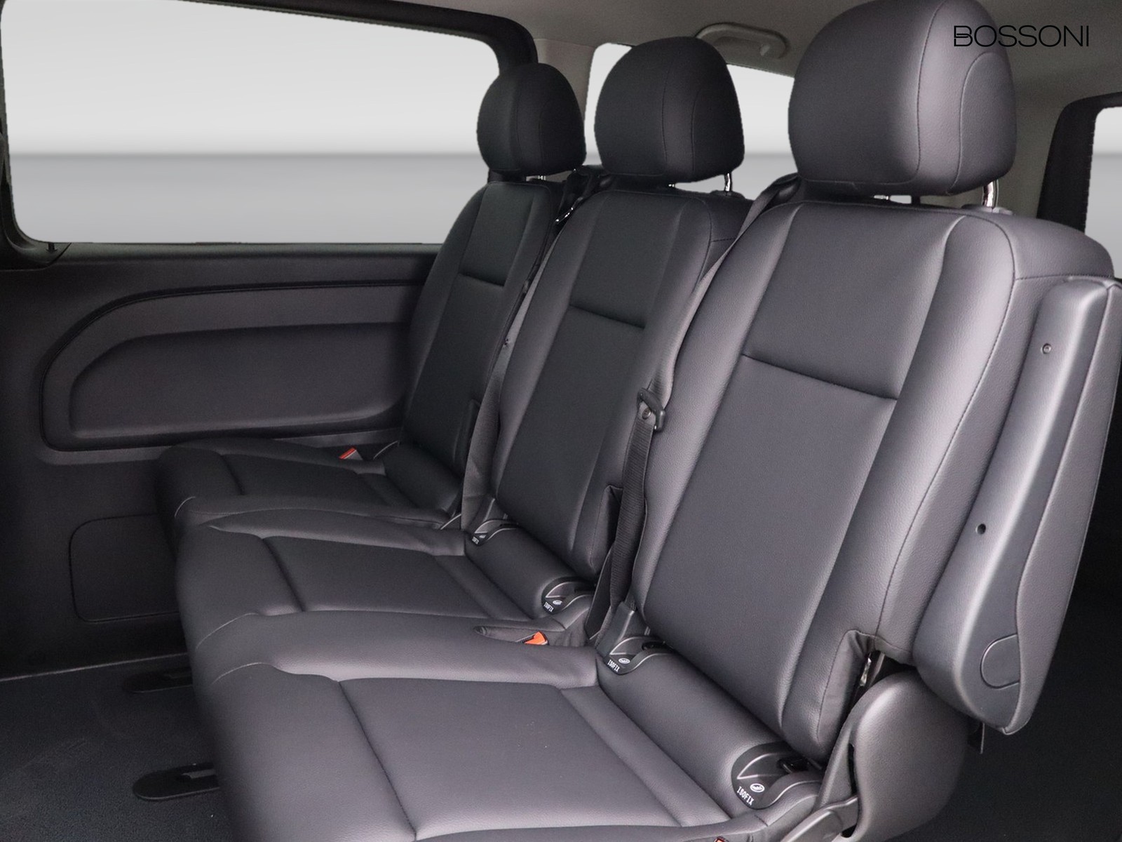 8 - Mercedes Vans Vito mixto 116 cdi long select 9g-tronic