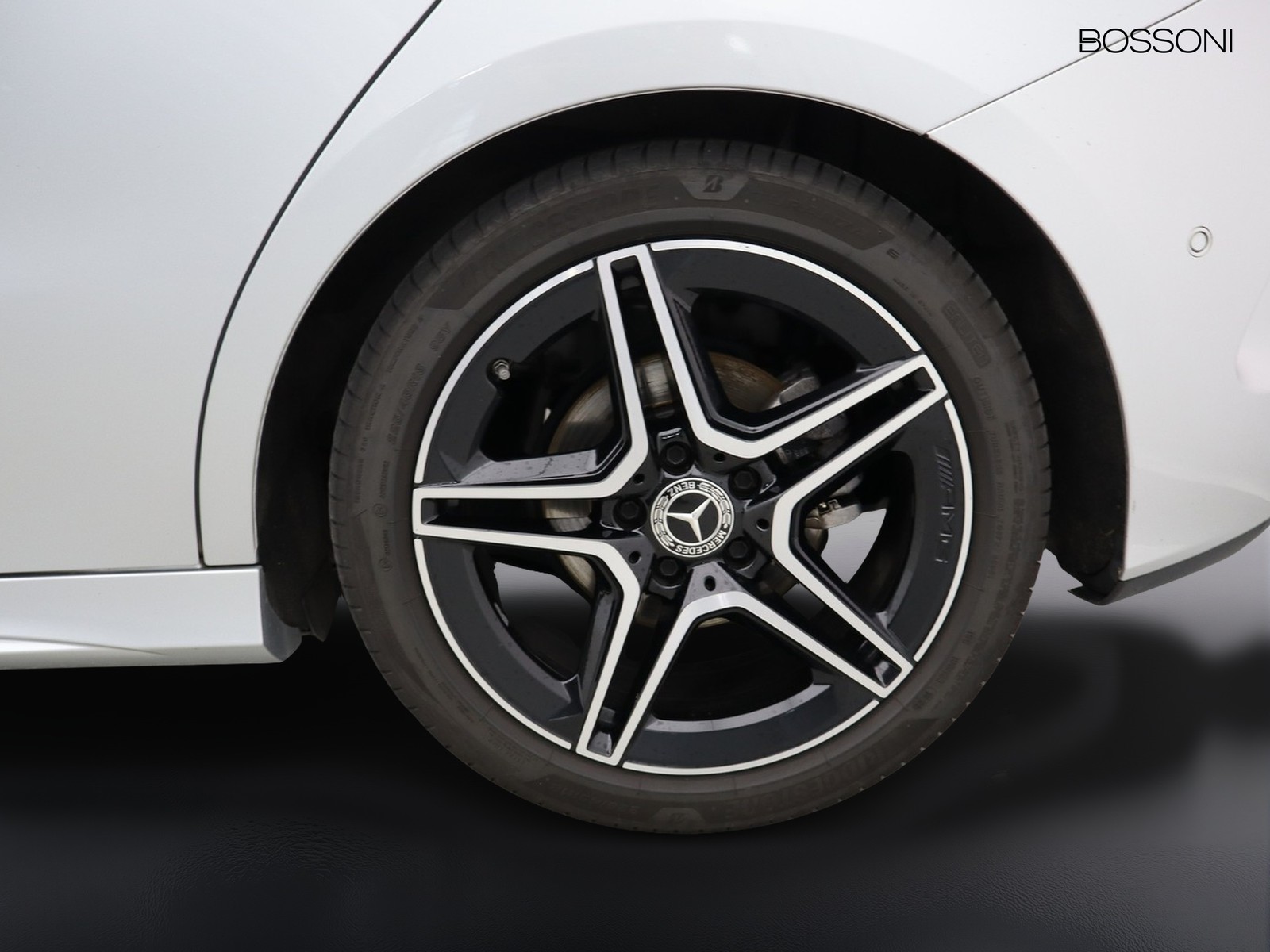 4 - Mercedes Classe B 200 d premium 8g-dct