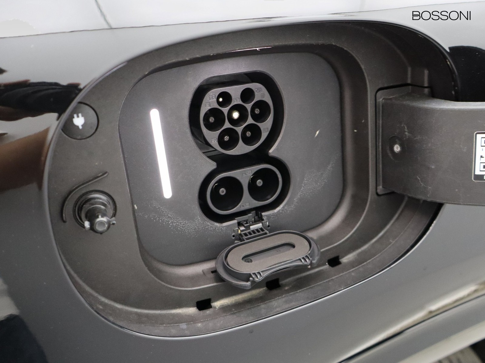 16 - Mercedes GLB eq 250+ advanced plus
