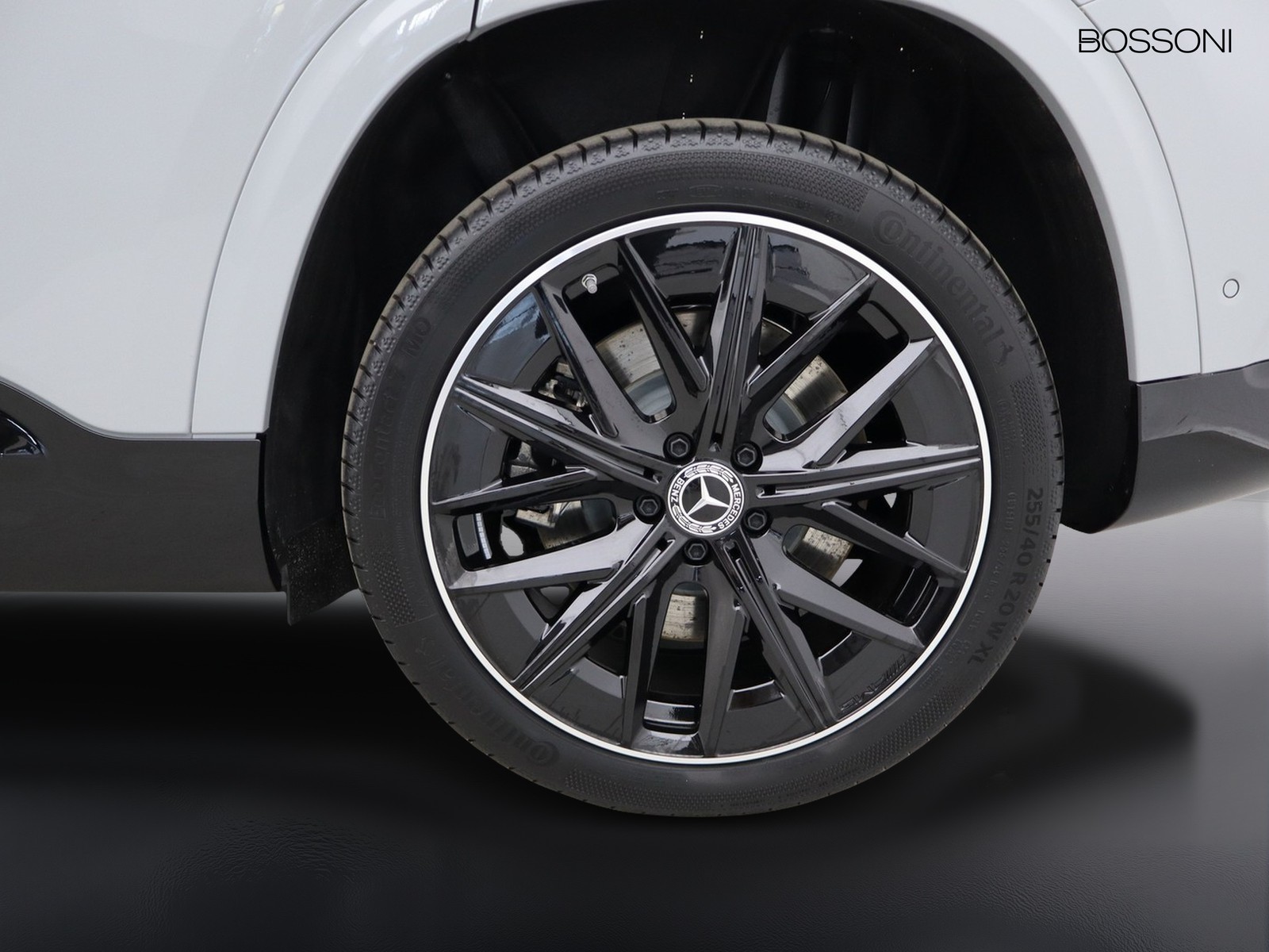 4 - Mercedes GLB eq 250+ premium