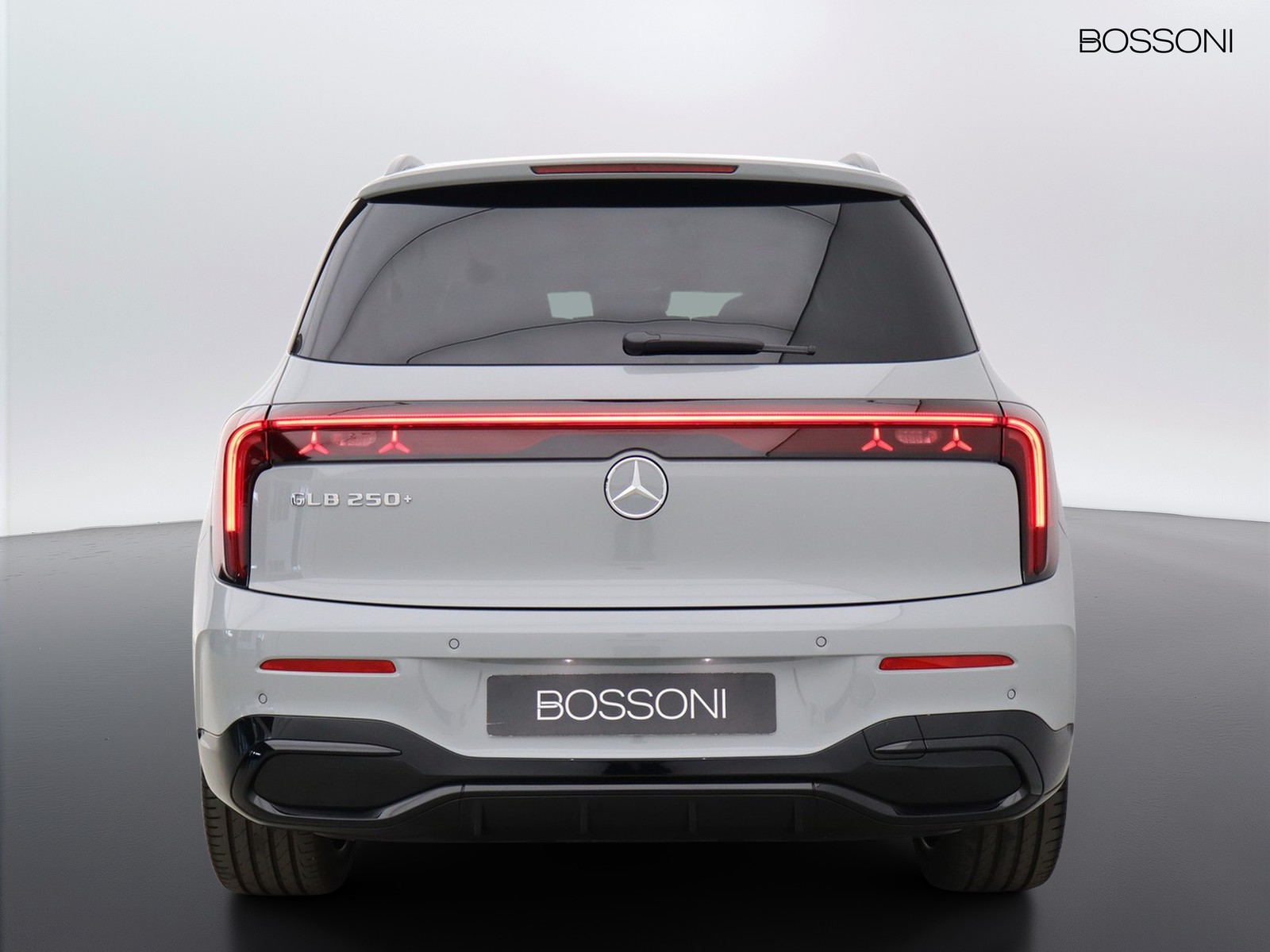 6 - Mercedes GLB eq 250+ premium