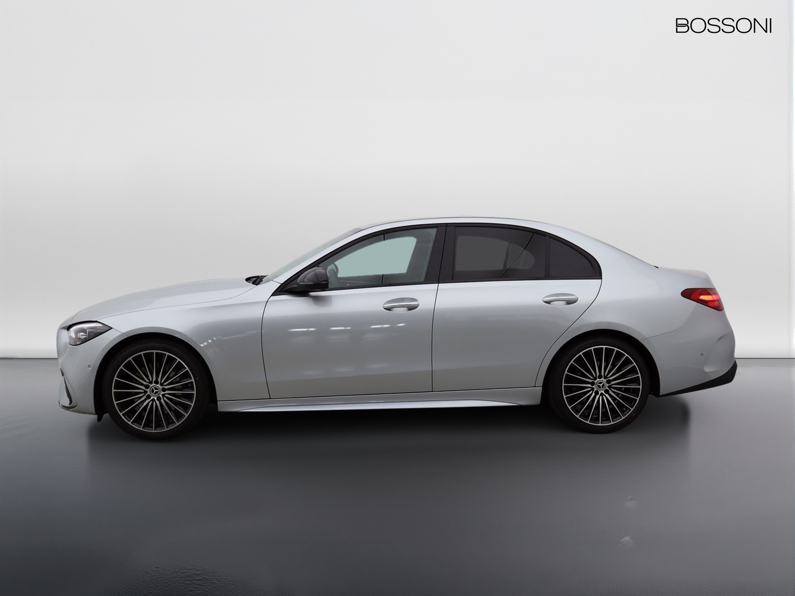 3 - Mercedes Classe C berlina 220 d mild hybrid 200cv amg line premium 4matic 9g-tronic