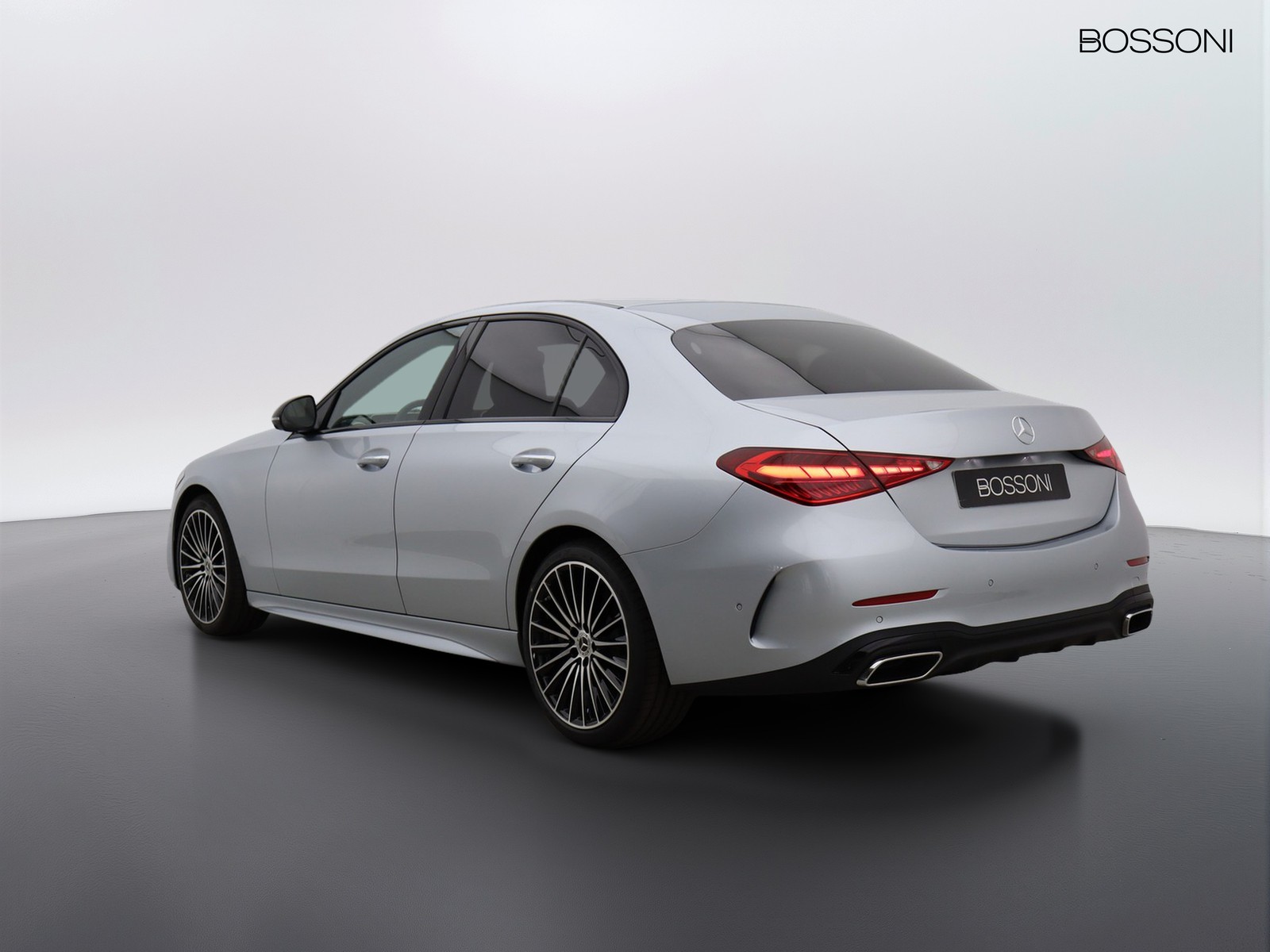 5 - Mercedes Classe C berlina 220 d mild hybrid 200cv amg line premium 4matic 9g-tronic
